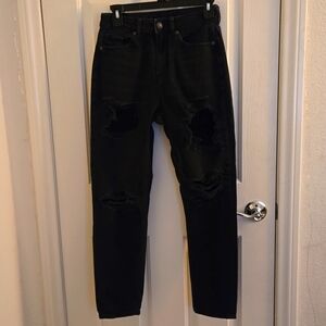 American Eagle Mom Jeans. Size 2. Color Black.